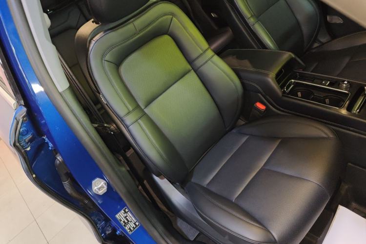 Used Lincoln Corsair 2022 2.0T Two-Wheel Drive Deluxe Edition Right Front Seat