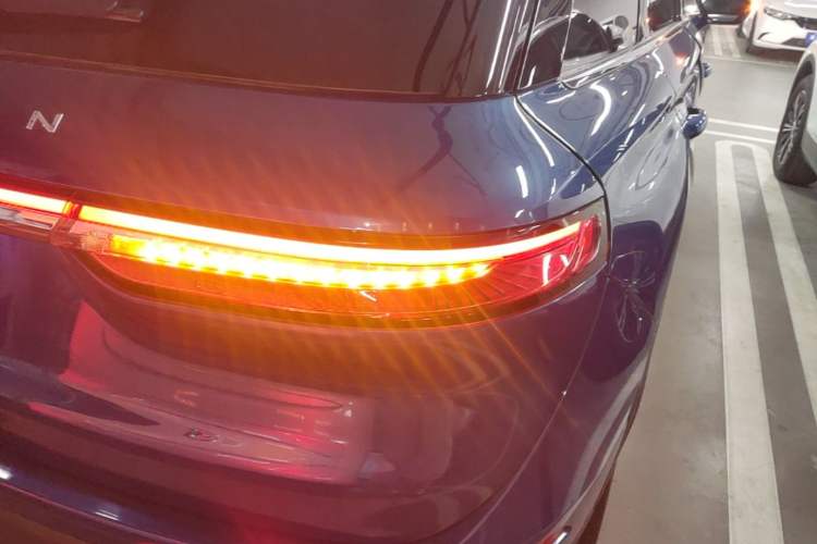 Used Lincoln Corsair 2022 2.0T Two-Wheel Drive Deluxe Edition Right Rear Taillight