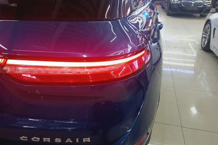 Used Lincoln Corsair 2022 2.0T Two-Wheel Drive Deluxe Edition Right Rear Taillight