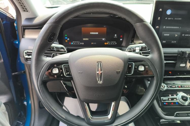 Used Lincoln Corsair 2022 2.0T Two-Wheel Drive Deluxe Edition Steering Wheel
