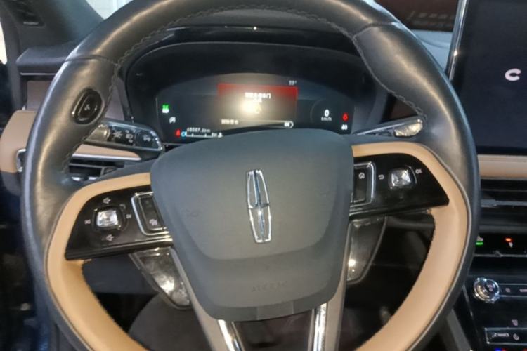 Used Lincoln Corsair 2022 2.0T Two-Wheel Drive Luxury Edition Steering Wheel