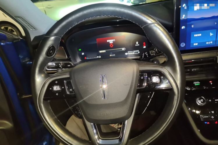 Used Lincoln Corsair 2022 2.0T Two-Wheel Drive Deluxe Edition Steering Wheel
