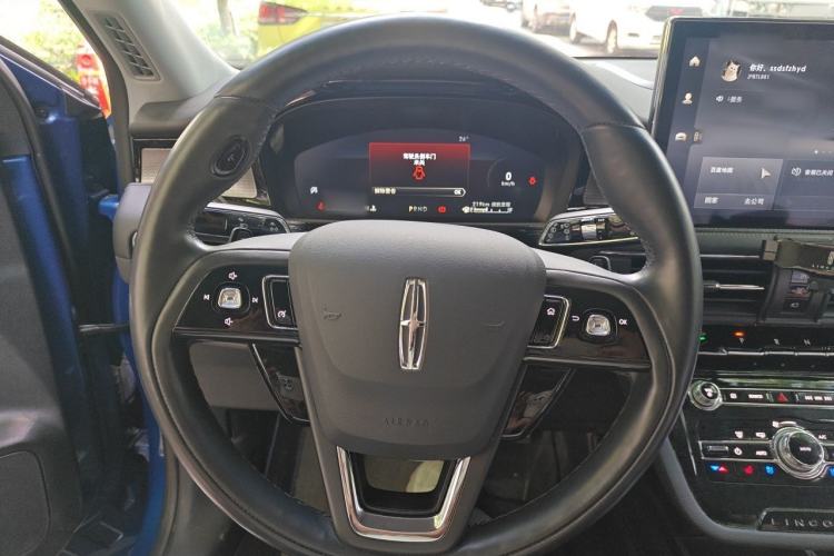 Used Lincoln Corsair 2022 2.0T Two-Wheel Drive Deluxe Edition Steering Wheel