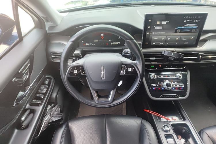 Used Lincoln Corsair 2022 2.0T Two-Wheel Drive Deluxe Edition Steering Wheel