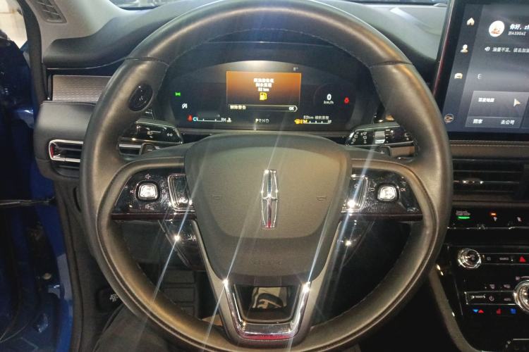 Used Lincoln Corsair 2022 2.0T Two-Wheel Drive Deluxe Edition Steering Wheel