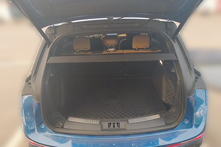 Used Lincoln Corsair 2022 2.0T Two-Wheel Drive Luxury Edition Trunk