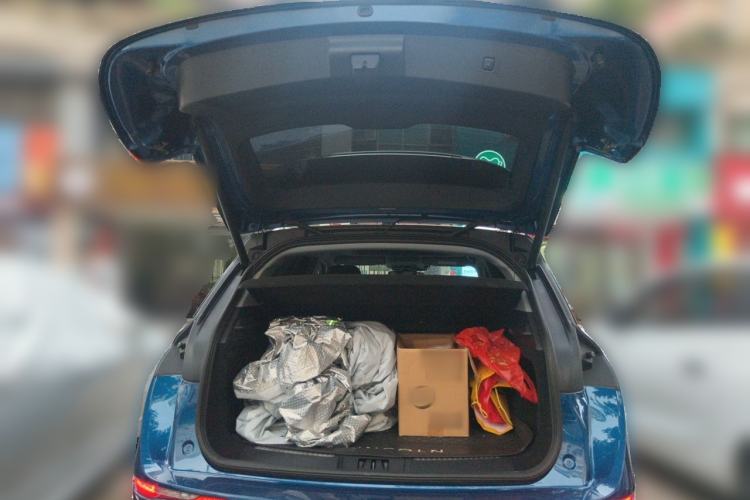 Used Lincoln Corsair 2022 2.0T Two-Wheel Drive Deluxe Edition Trunk