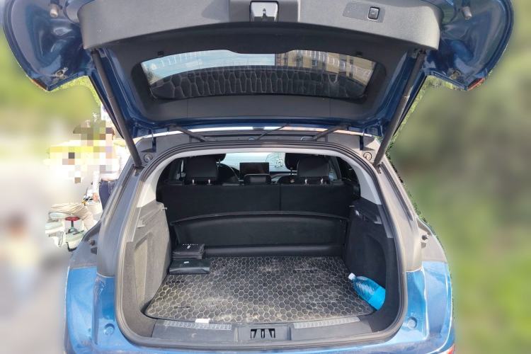 Used Lincoln Corsair 2022 2.0T Two-Wheel Drive Luxury Edition Trunk
