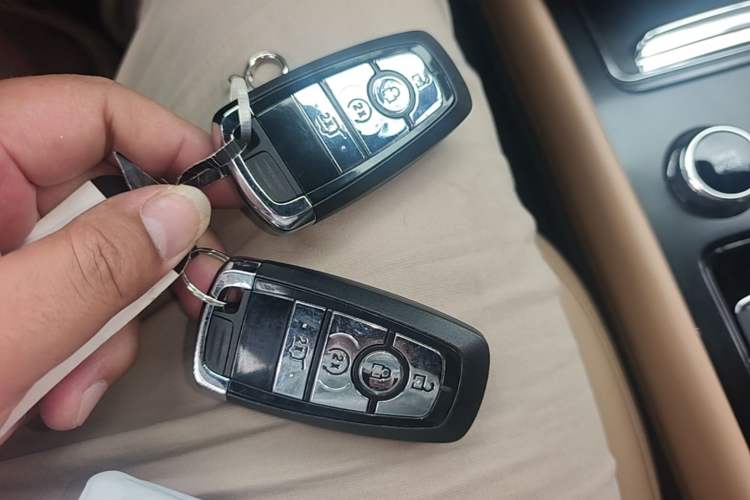 Used Lincoln Corsair 2022 2.0T Four-Wheel Drive Prestige Edition Vehicle Key