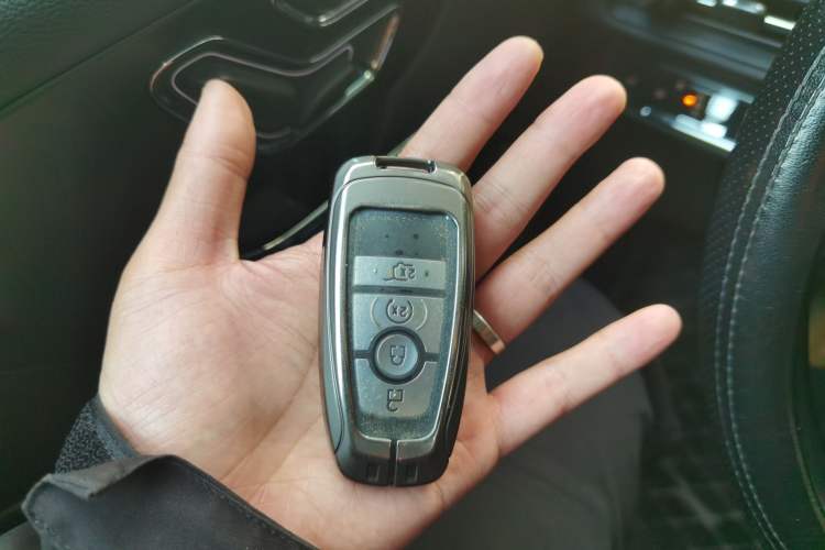 Used Lincoln Corsair 2022 2.0T Two-Wheel Drive Deluxe Edition Vehicle Key