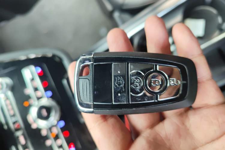 Used Lincoln Corsair 2022 2.0T Two-Wheel Drive Deluxe Edition Vehicle Key