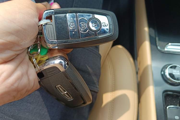 Used Lincoln Corsair 2022 2.0T Four-Wheel Drive Prestige Edition Vehicle Key
