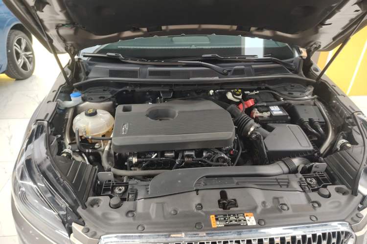Used Lincoln Corsair 2022 2.0T Two-Wheel Drive Luxury Edition Engine Bay
