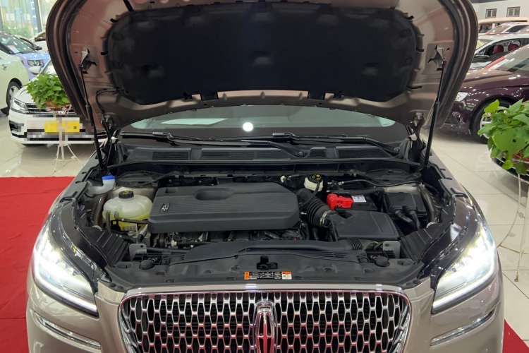 Used Lincoln Corsair 2022 2.0T Two-Wheel Drive Deluxe Edition Engine Bay