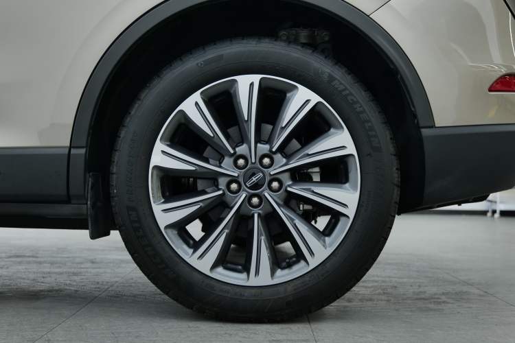 Used Lincoln Corsair 2022 2.0T Two-Wheel Drive Luxury Edition Exterior 7
