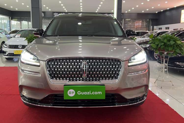 Used Lincoln Corsair 2022 2.0T Two-Wheel Drive Deluxe Edition Front