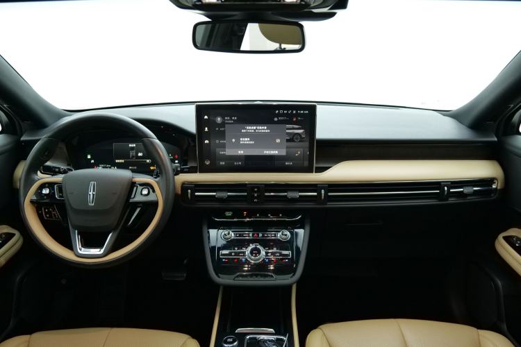 Used Lincoln Corsair 2022 2.0T Two-Wheel Drive Luxury Edition Interior 5