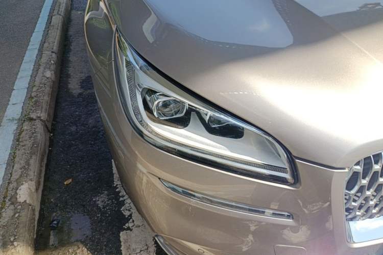 Used Lincoln Corsair 2022 2.0T Four-Wheel Drive Prestige Edition Right Front Headlight
