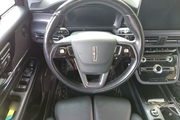 Used Lincoln Corsair 2022 2.0T Four-Wheel Drive Prestige Edition Steering Wheel