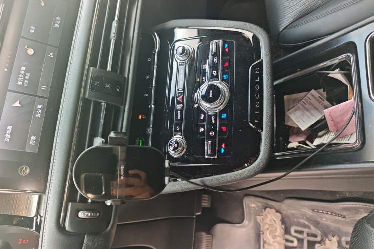 Used Lincoln Corsair 2022 2.0T Two-Wheel Drive Luxury Edition Gear Lever