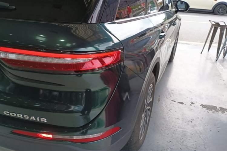 Used Lincoln Corsair 2022 2.0T Two-Wheel Drive Deluxe Edition Right Rear Taillight