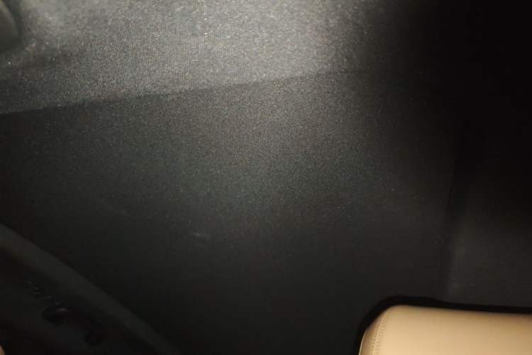 Used Lincoln Corsair 2022 2.0T Two-Wheel Drive Luxury Edition Headliner