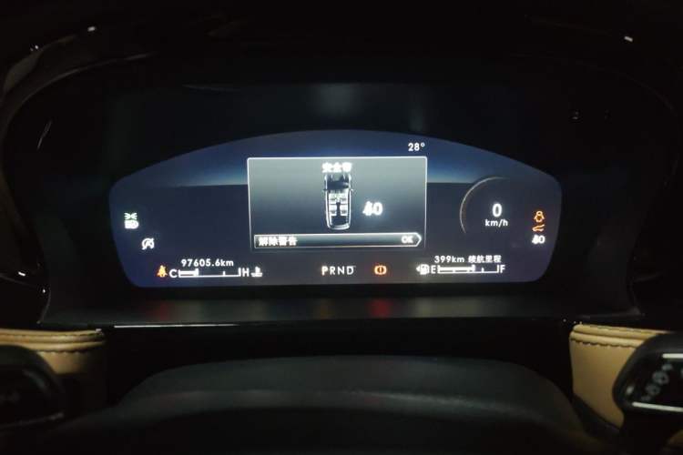 Used Lincoln Corsair 2022 2.0T Two-Wheel Drive Luxury Edition Instrument Cluster