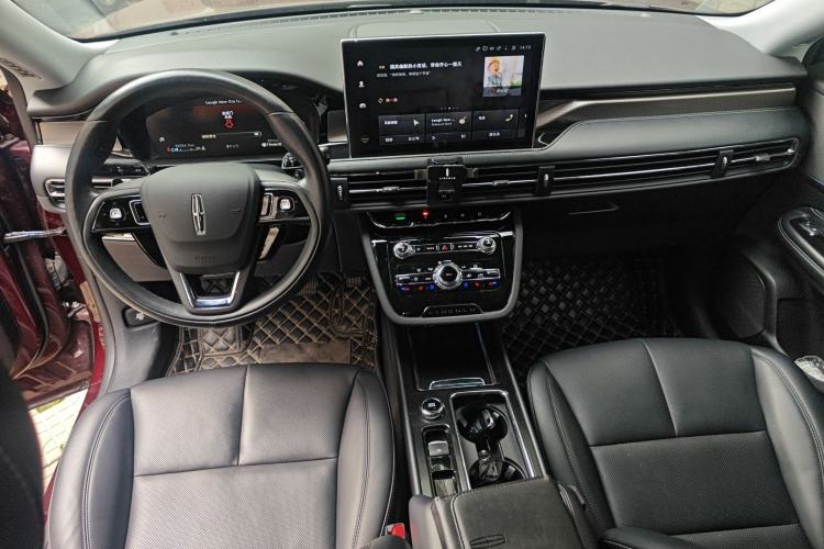 Used Lincoln Corsair 2022 2.0T Two-Wheel Drive Deluxe Edition Center Console
