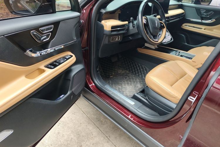 Used Lincoln Corsair 2022 2.0T Two-Wheel Drive Luxury Edition Driver Seat