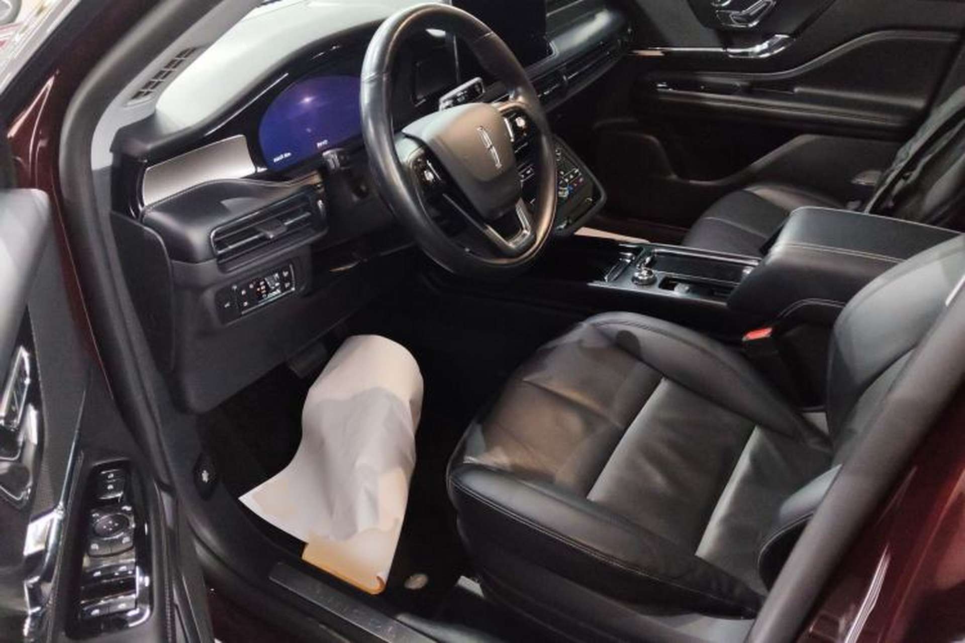 Used Lincoln Corsair 2022 2.0T Two-Wheel Drive Luxury Edition Driver Seat