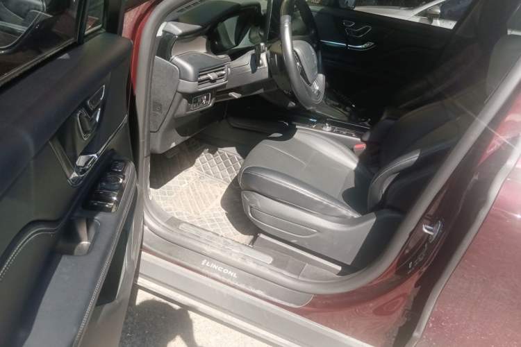 Used Lincoln Corsair 2022 2.0T Two-Wheel Drive Luxury Edition Driver Seat