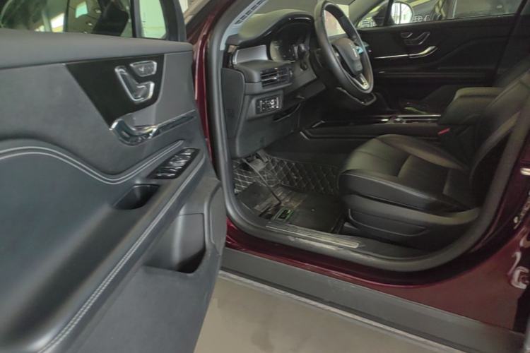 Used Lincoln Corsair 2022 2.0T Two-Wheel Drive Luxury Edition Driver Seat