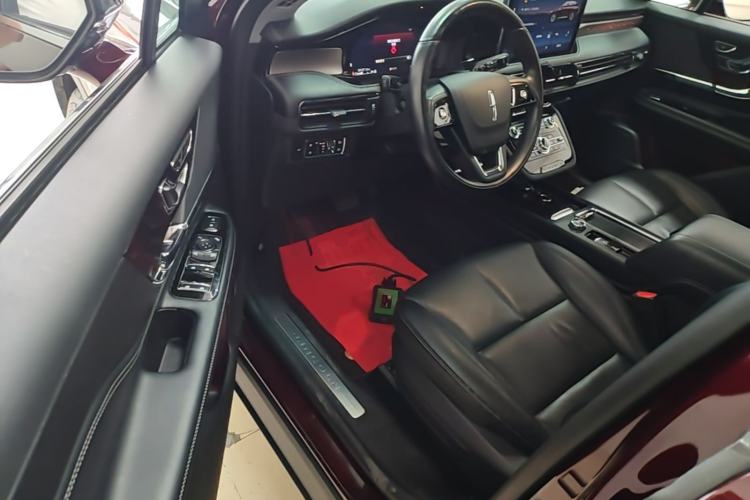 Used Lincoln Corsair 2022 2.0T Two-Wheel Drive Luxury Edition Driver Seat