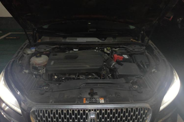Used Lincoln Corsair 2022 2.0T Two-Wheel Drive Luxury Edition Engine Bay