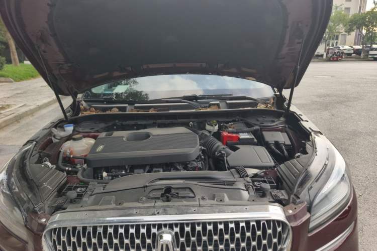Used Lincoln Corsair 2022 2.0T Two-Wheel Drive Deluxe Edition Engine Bay