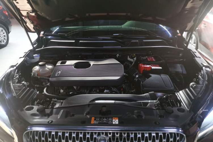 Used Lincoln Corsair 2022 2.0T Two-Wheel Drive Deluxe Edition Engine Bay