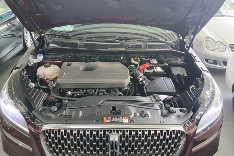 Used Lincoln Corsair 2022 2.0T Two-Wheel Drive Deluxe Edition Engine Bay
