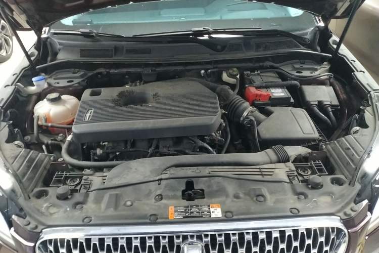Used Lincoln Corsair 2022 2.0T Four-Wheel Drive Prestige Edition Engine Bay