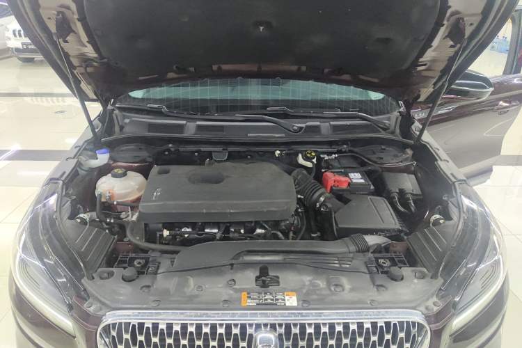 Used Lincoln Corsair 2022 2.0T Two-Wheel Drive Deluxe Edition Engine Bay