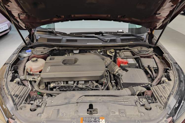 Used Lincoln Corsair 2022 2.0T Two-Wheel Drive Deluxe Edition Engine Bay