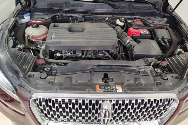 Used Lincoln Corsair 2022 2.0T Two-Wheel Drive Luxury Edition Engine Bay