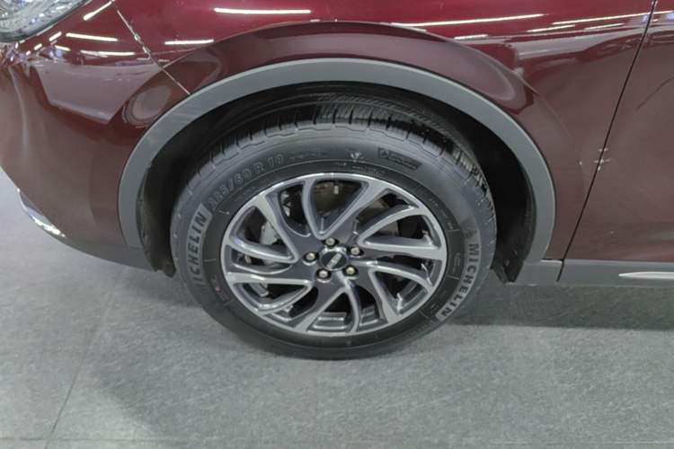 Used Lincoln Corsair 2022 2.0T Two-Wheel Drive Deluxe Edition Exterior 4