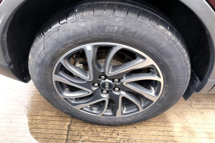 Used Lincoln Corsair 2022 2.0T Two-Wheel Drive Deluxe Edition Exterior 5