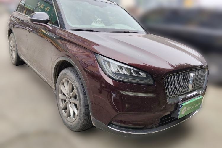 Used Lincoln Corsair 2022 2.0T Two-Wheel Drive Deluxe Edition Front Right 45 Deg