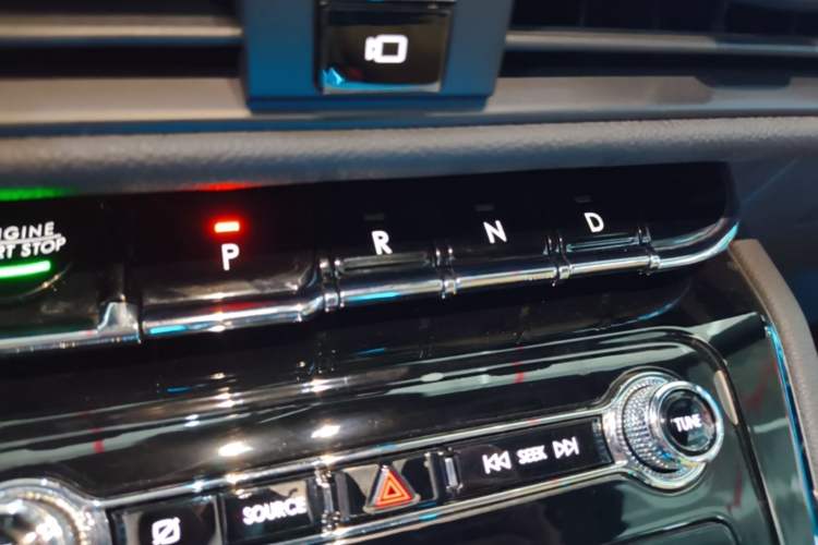 Used Lincoln Corsair 2022 2.0T Two-Wheel Drive Luxury Edition Gear Lever