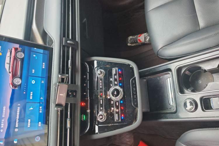 Used Lincoln Corsair 2022 2.0T Two-Wheel Drive Luxury Edition Instrument Cluster