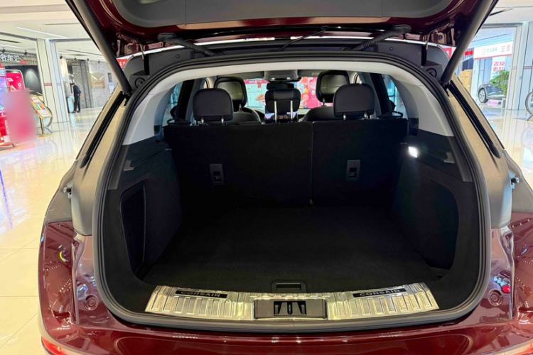 Used Lincoln Corsair 2022 2.0T Two-Wheel Drive Deluxe Edition Interior 6