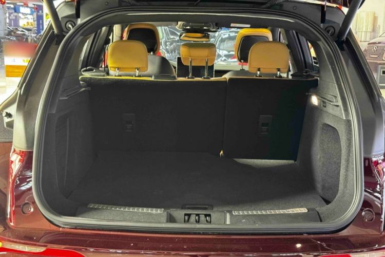 Used Lincoln Corsair 2022 2.0T Two-Wheel Drive Luxury Edition Interior 8