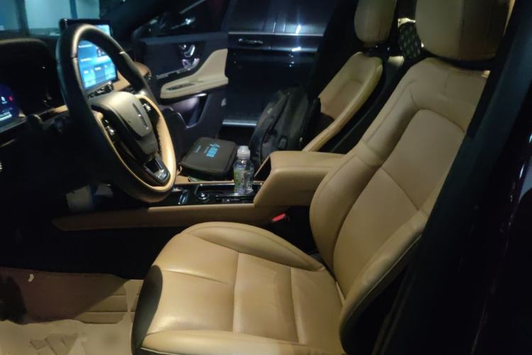 Used Lincoln Corsair 2022 2.0T Two-Wheel Drive Luxury Edition Left Front Seat