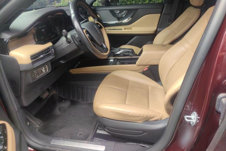 Used Lincoln Corsair 2022 2.0T Two-Wheel Drive Luxury Edition Left Front Seat